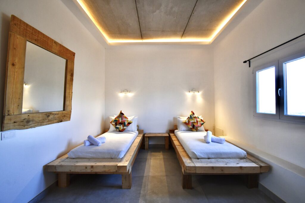 Desert Pearl Suite