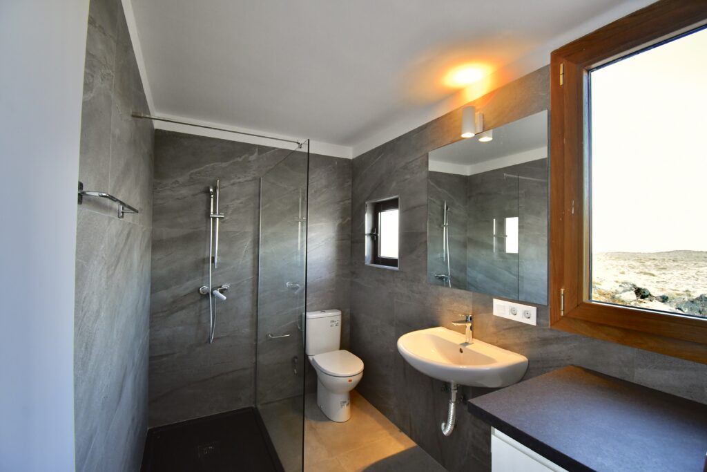 The Cliff Suite
